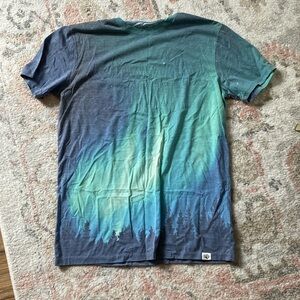 Size L Tentree Shirt